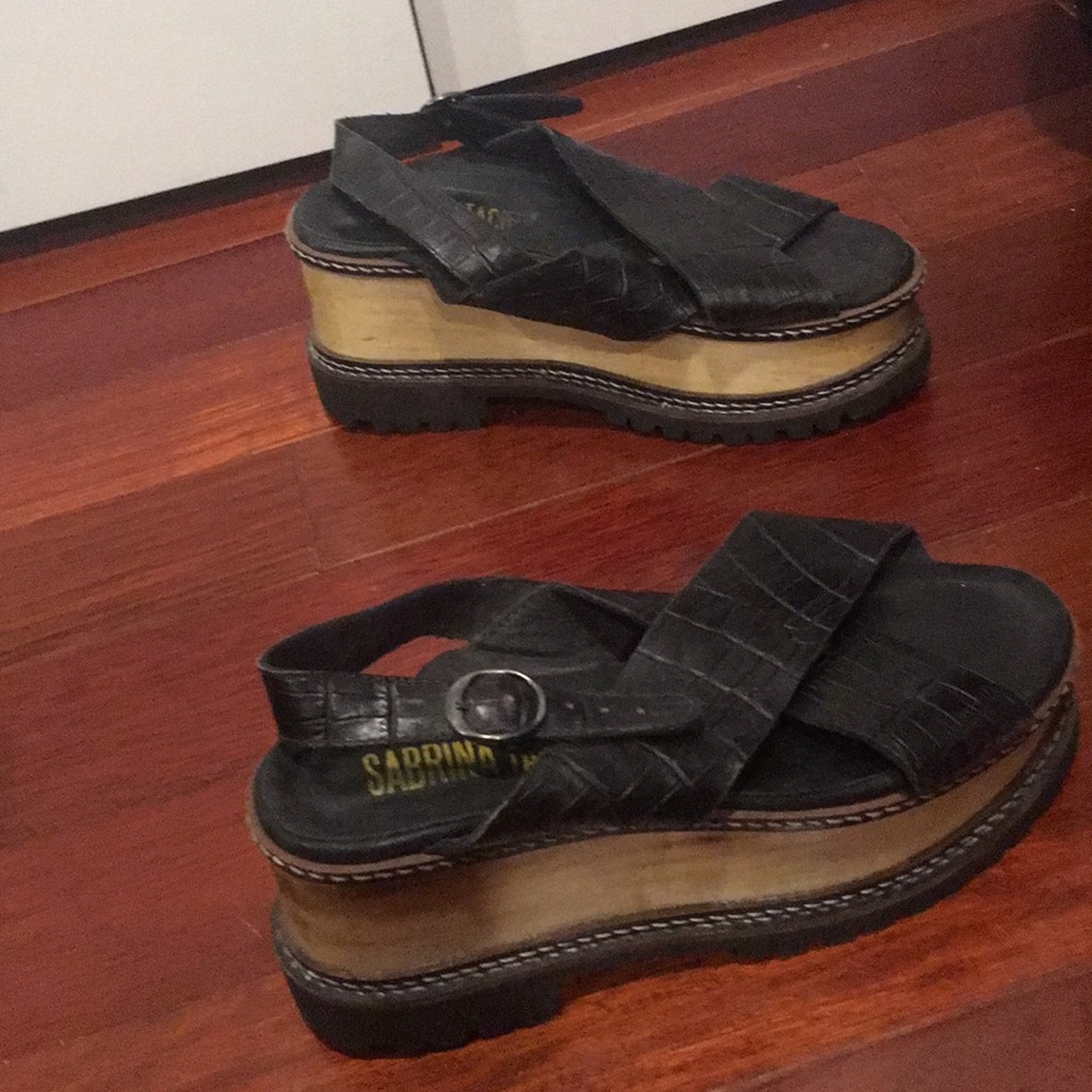 Sandals - Picture 3 of 7